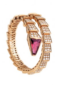 elle-01-bulgari-serpenti-bracelet-xln-lgn